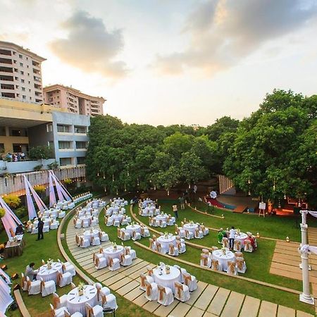 The Woodrose Hotel Bangalore Exterior foto