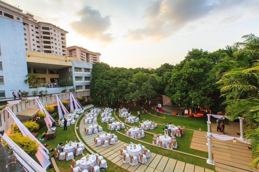 The Woodrose Hotel Bangalore Exterior foto